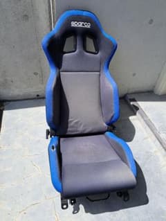 [引き取り限定]　スパルコ　セミバケットシートのサムネイル