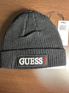 guess ニット帽のサムネイル