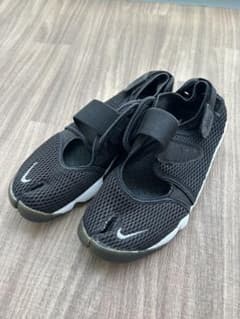 NIKE エアリフト ブラック スニーカーのサムネイル