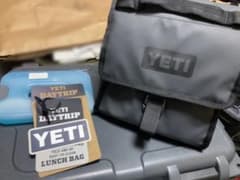 YETI ランチバッグのサムネイル