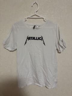 H&M METALLICA プリントTシャツ ホワイト系のサムネイル