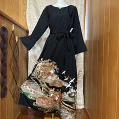 NO 129 着物リメイクワンピース　黒留袖リメイクワンピース NO 129 着物リメイクワンピース 黒留袖リメイクワンピース - メルカリ