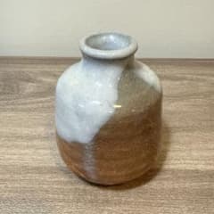 陶器製壺　一輪挿しのサムネイル