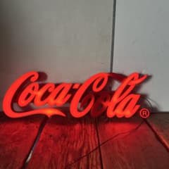 ドデカ BIGコカ・コーラLEDサインライト 全長約72cm ドデカ BIGコカ・コーラLEDサインライト 全長約72cm - メルカリ