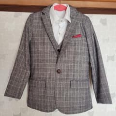 【本日限定値下げ】子供用 チェック柄 スーツセットのサムネイル