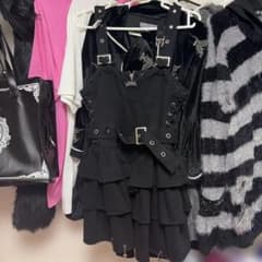 LAZYSLAYのサムネイル