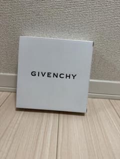 GIVENCHY ホワイト皿セットのサムネイル