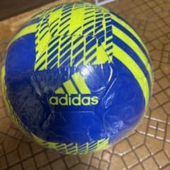 adidas4号サッカーボールのサムネイル