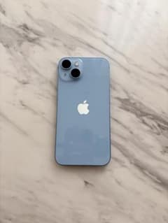 《 美品 》Apple iPhone 14 128GB ブルー 81% 本体のサムネイル