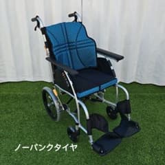 車椅子 日進医療器 軽量 介助型 ノーパンクタイヤ NAH-U1 - メルカリ