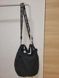 ZARA ショルダーバッグのサムネイル