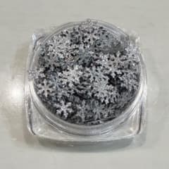 シルバー 雪の結晶型 ネイルアート ネイルパーツのサムネイル