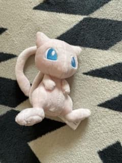 ポケモン　ミュウ　ぬいぐるみのサムネイル