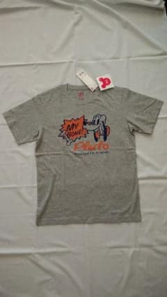 新品　ユニクロ　ディズニーTシャツ　プルートデザイン　Mサイズのサムネイル