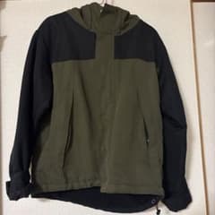 マウンテンパーカー カーキ×ブラックのサムネイル