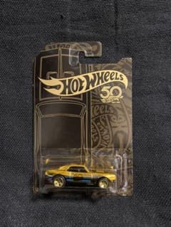 HOT WHEELS 50 th 67 CHEVROLET CAMAROのサムネイル
