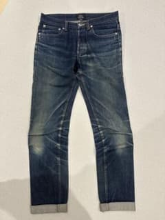 A.P.C. PETIT STANDARD ストレートデニム 28のサムネイル