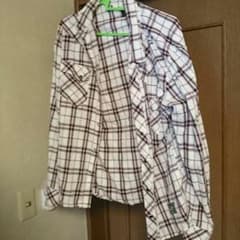 チェックシャツのサムネイル