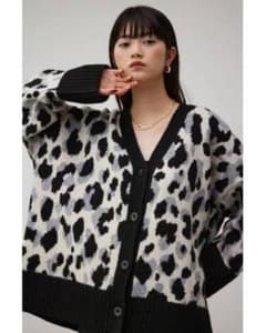 AZUL BY MOUSSY 레오파드 무늬 니트 가디건