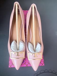 【値下げ交渉】TORY BURCH 本革レザーパンプスのサムネイル
