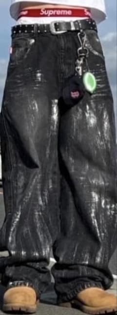 今日好き木村斗一着用Heisei Logo Shiny Printed Deniのサムネイル