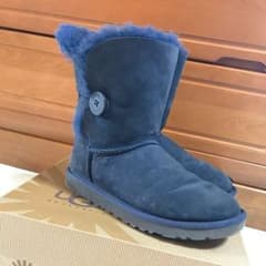 UGG ムートンブーツ  24㎝  ネイビーのサムネイル