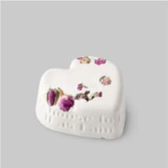 LUSH ティスティートスティーのサムネイル