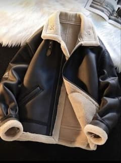 高品質ボア裏地付きブラックムートンレザージャケット