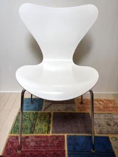Fritz Hansen セブンチェア ホワイト 2005年 正規品 Fritz Hansen セブンチェア ホワイト 2005年 正規品 - メルカリ
