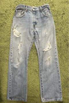Levi's ストレートデニム ライトブルー ダメージ加工のサムネイル