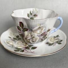 シェリー ホワイトローズ 2454 白 薔薇 カップ＆ソーサー - メルカリ