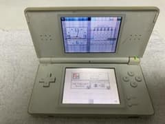 任天堂 ニンテンドーDS Lite 本体のサムネイル