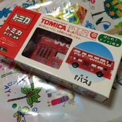 トミカ バス  タイヤ付き絵本 新品✳︎のサムネイル