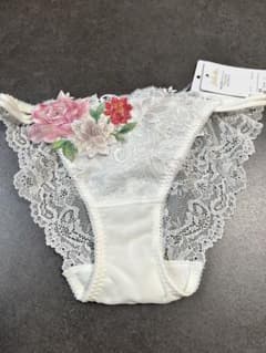 ワコール サルート 09G インドの花嫁 ノーマルショーツMのサムネイル