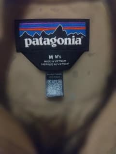 Patagonia ナイロンジャケット ベージュ Mサイズのサムネイル