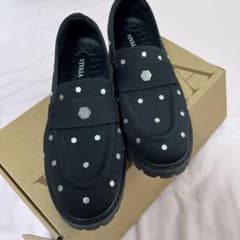 kuku出品❣️VIVAIA FRANCESCA ブラック　24.5センチ kuku様専用出品❣️VIVAIA FRANCESCA ブラック 24.5センチ - メルカリ