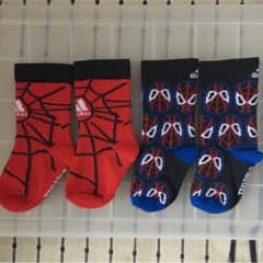 13cm靴下 2足セット adidasスパイダーマンのサムネイル