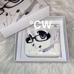 YuminHa Doll Wallet 二つ折り財布　yumin ha ユミンハ YuminHa Doll Wallet 二つ折り財布 yumin ha ユミンハ - メルカリ