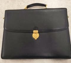 バーバリー ビジネスバッグ 2way レザー ダイヤルロック　ブラック BALLY ビジネスバッグ ダイヤルロック レザー ブラック - メルカリ
