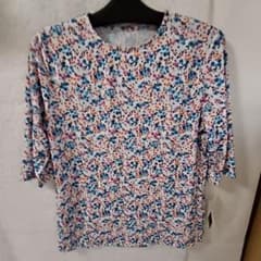 新品　PREZZO 花柄 七分袖 カットソーのサムネイル