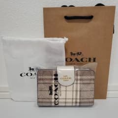 【美品】COACH 二つ折り財布 チェック柄のサムネイル