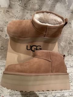 UGG プラットフォーム　クラシックウルトラミニのサムネイル