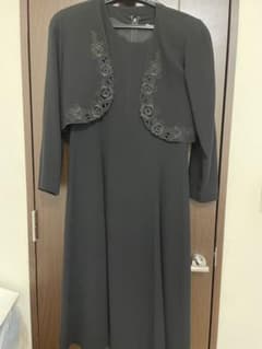 モリハナエ　ビビドレディ　喪服ワンピースのサムネイル