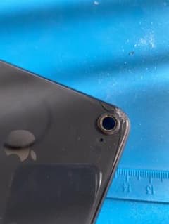 iPhone バックガラスのサムネイル