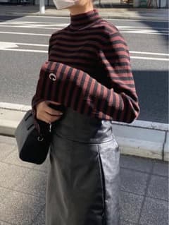 袖刺繍ハイネックリブニット　chicoのサムネイル