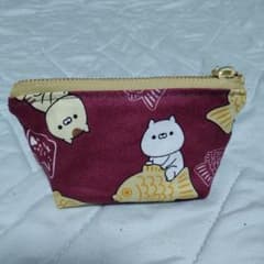 送料無料　猫柄ポーチ　ハンドメイド　小物入れのサムネイル