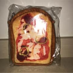 まるでパンみたいなショルダーポーチのサムネイル