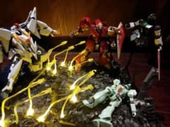 塗装済完成品　クスィーガンダム　閃光のハサウェイ　ガンプラ　ジオラマ　LED台座 塗装済完成品 クスィーガンダム 閃光のハサウェイ ガンプラ ジオラマ