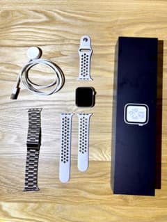 Apple Watch Nike+ Series 4 (GPSモデル) 44mmのサムネイル