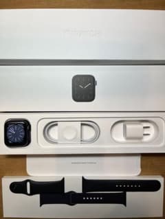 Apple Watch SERIES 5 GPSモデル 44mm スペースグレーのサムネイル